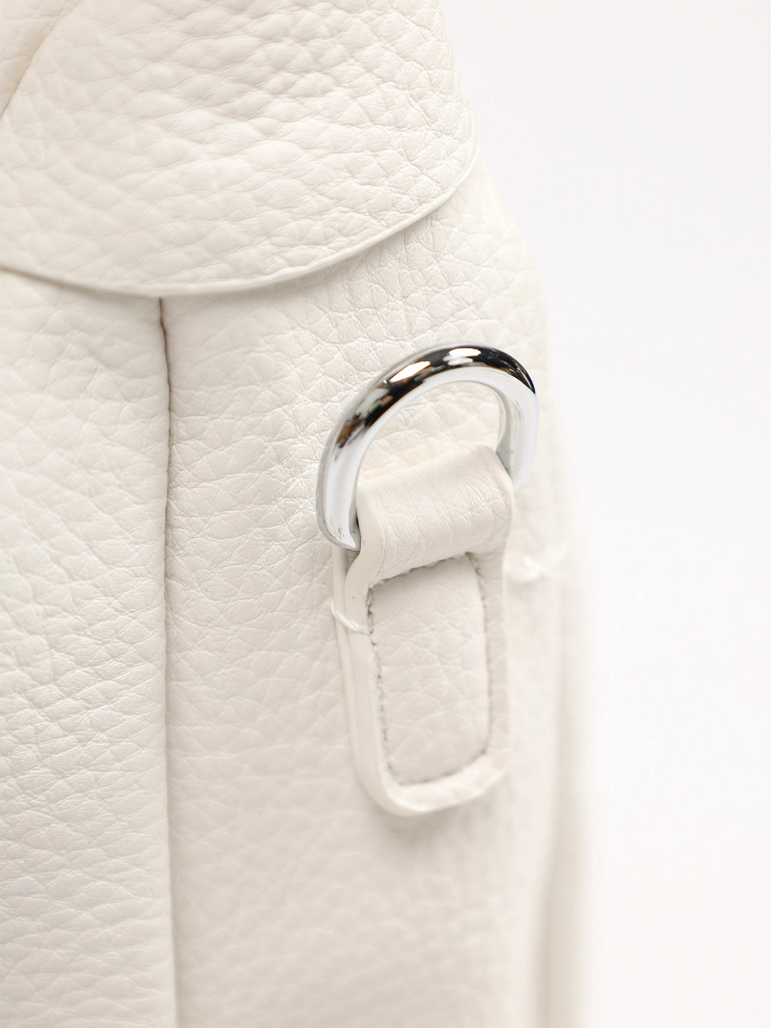 Сумка-шоппер с плетеными ремешками по бокам в ассортименте